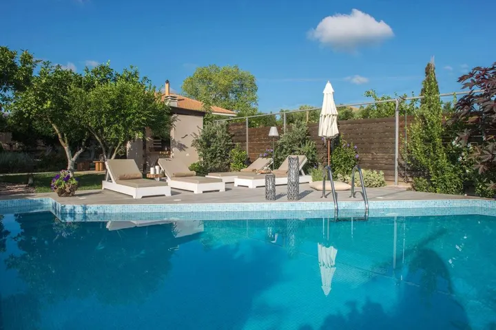 Pool, balconies and BBQ